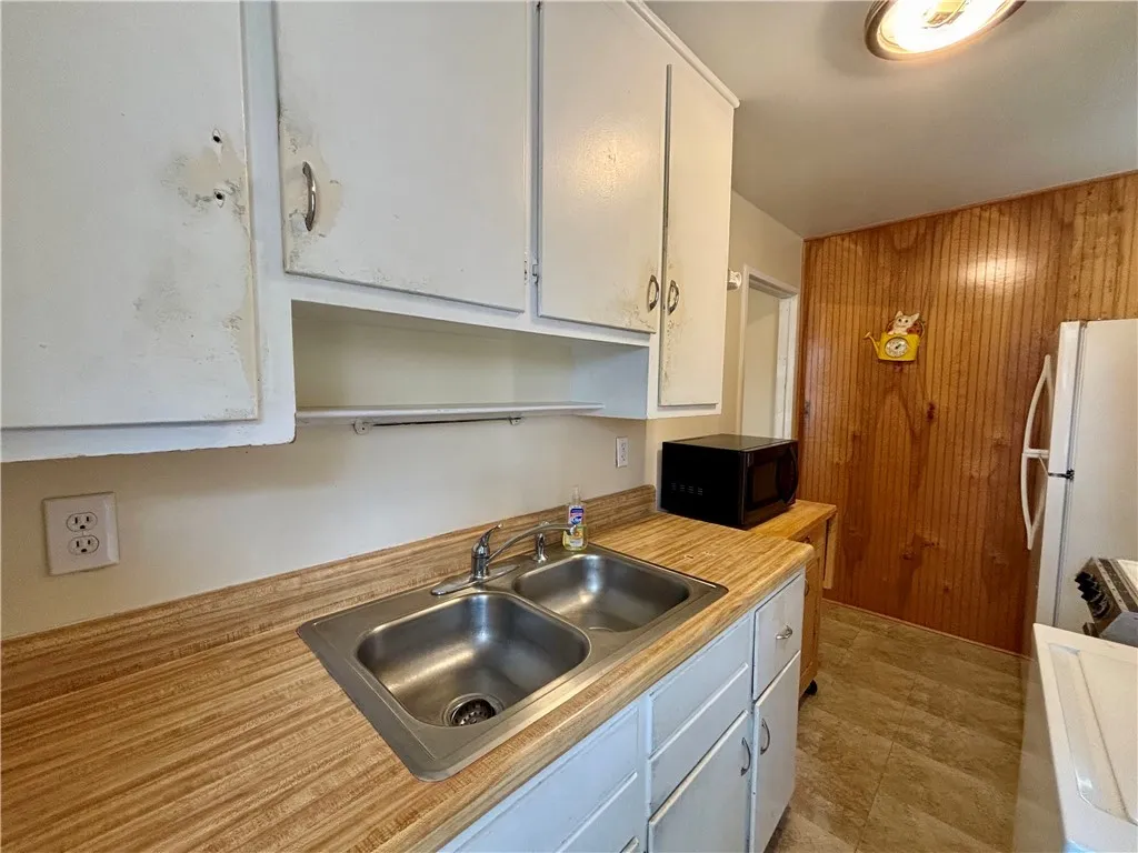 Property image 4 at 710 Greenville Street, Pendleton, SC 29670