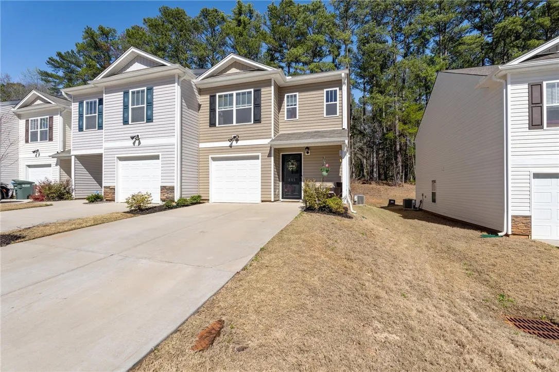 Property image 3 at 511 Oakmont Valley Trail, Seneca, SC 29678