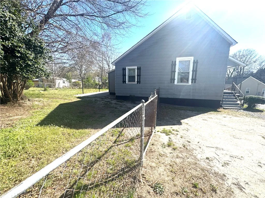 Property image 4 at 18 Mcgee Street, Belton, SC 29627