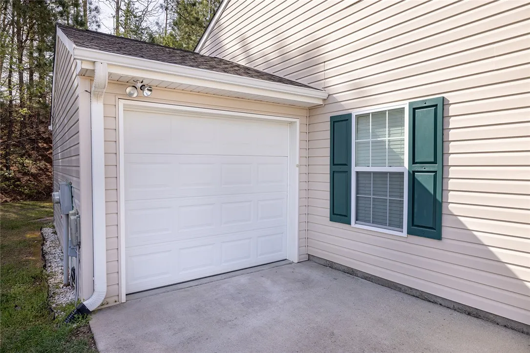 Property image 4 at 332 Oak Knoll Court, Seneca, SC 29678
