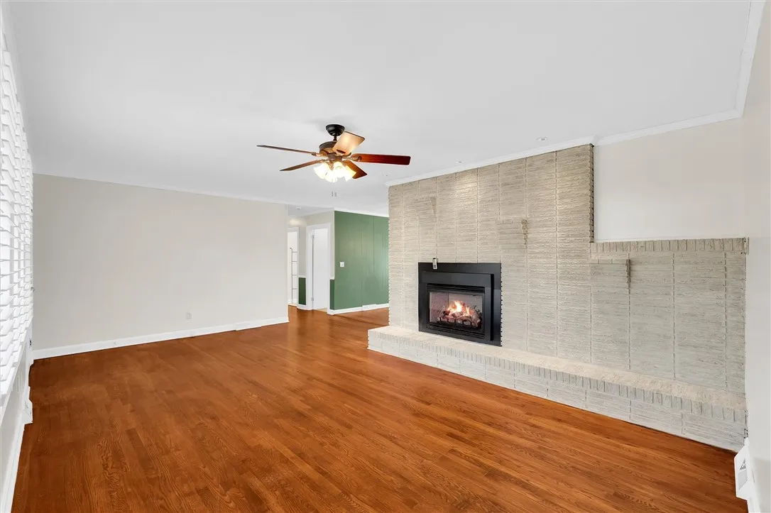 Property image 3 at 106 Clark Avenue, Greer, SC 29651