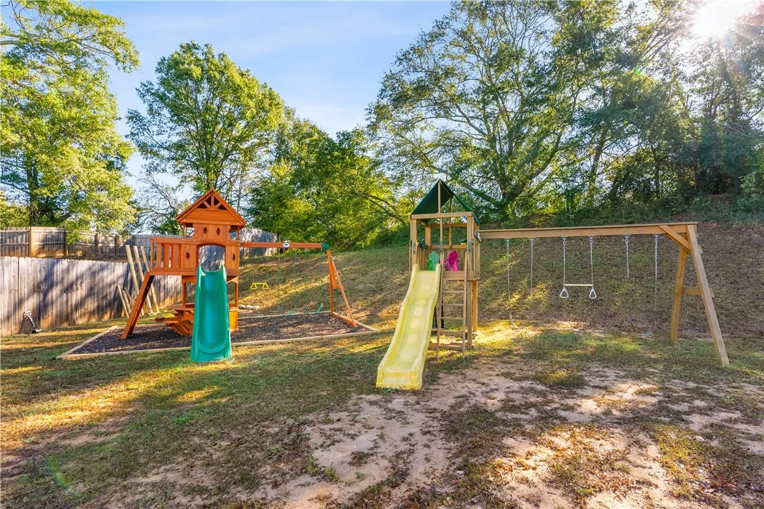 Property image 4 at 208 Ashwood Lane, Anderson, SC 29625