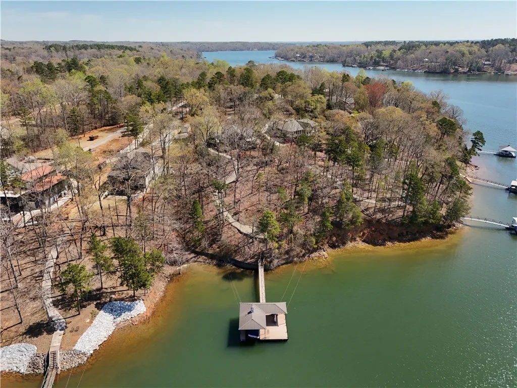 Property image 3 at 14 Muskhogean Road, Fair Play, SC 29643