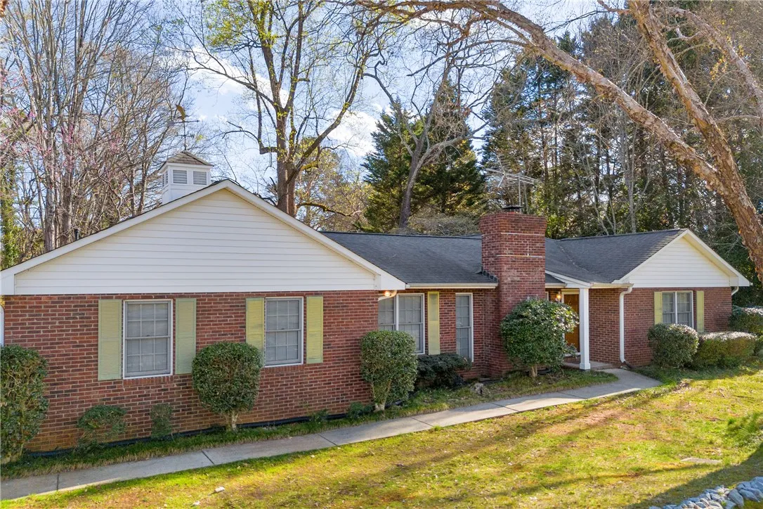 Property image 2 at 98 Mountain View Drive, Walhalla, SC 29691