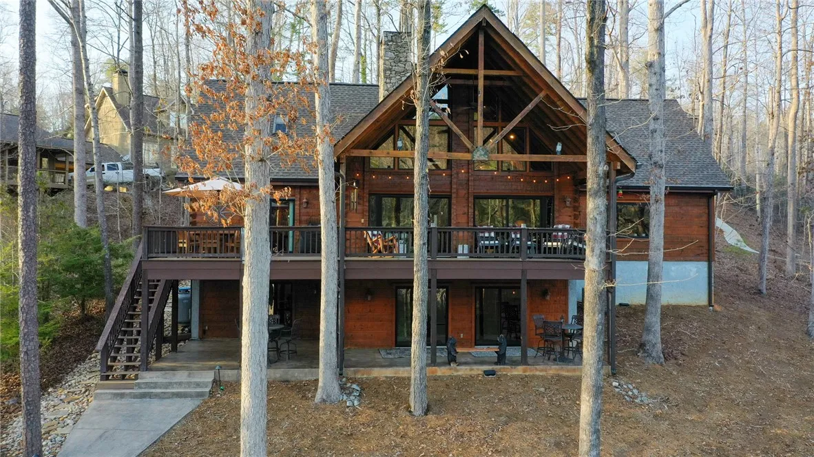 105 Cedar Cove
