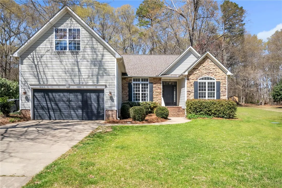 Property image 1 at 111 Pleasant Woods Road, Piedmont, SC 29673