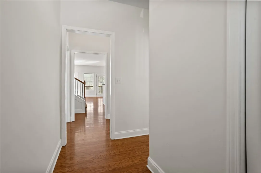 Property image 4 at 210 Waters Edge Lane, West Union, SC 29696