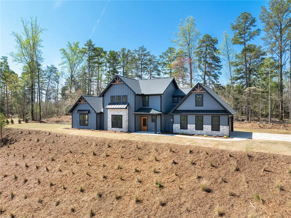 Property image 3 at 506 Timber Bay Lane, Seneca, SC 29672