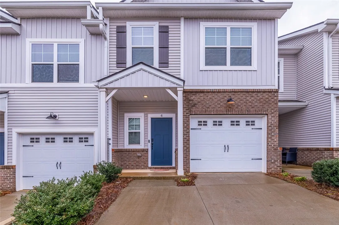 4 Camden Woods Trail