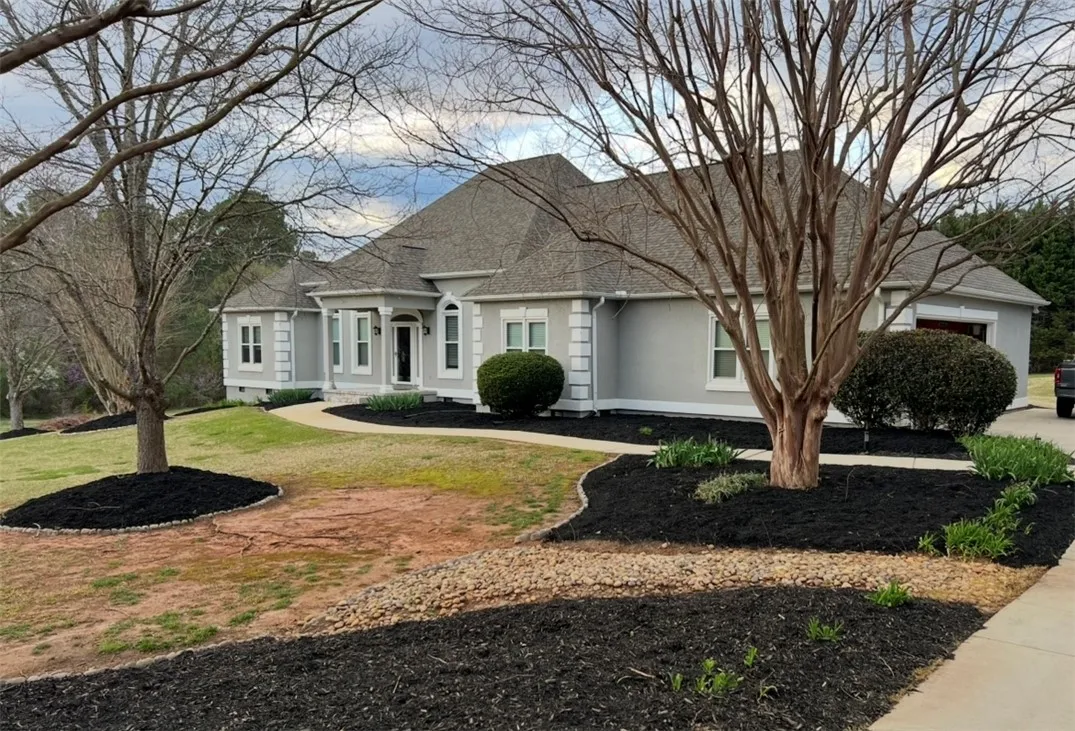 1003 Harpers Way