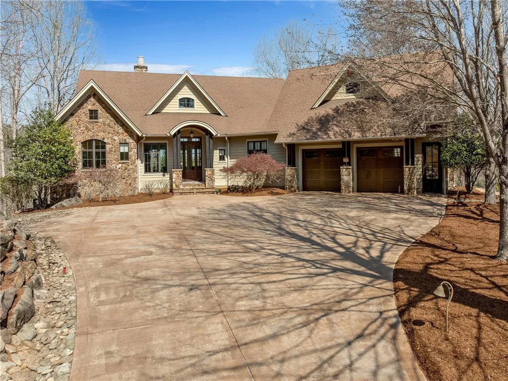 105 Green Cove Way