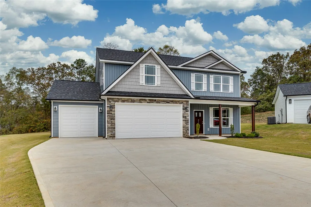 Property image 2 at 213 Legacy Lane, Pickens, SC 29671