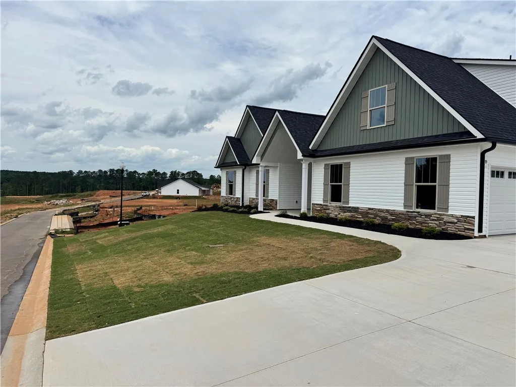 Property image 3 at 104 Hinton Farms Drive, Easley, SC 29640