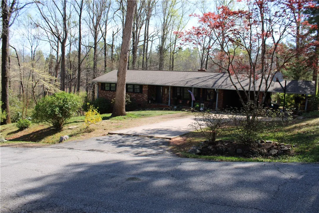 108 Spring Valley Road