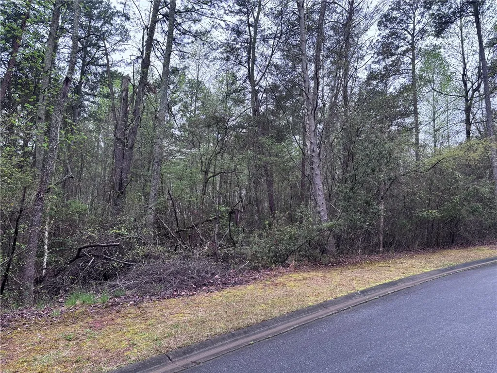 Property image 2 at 200 Eastlake Court, Seneca, SC 29672