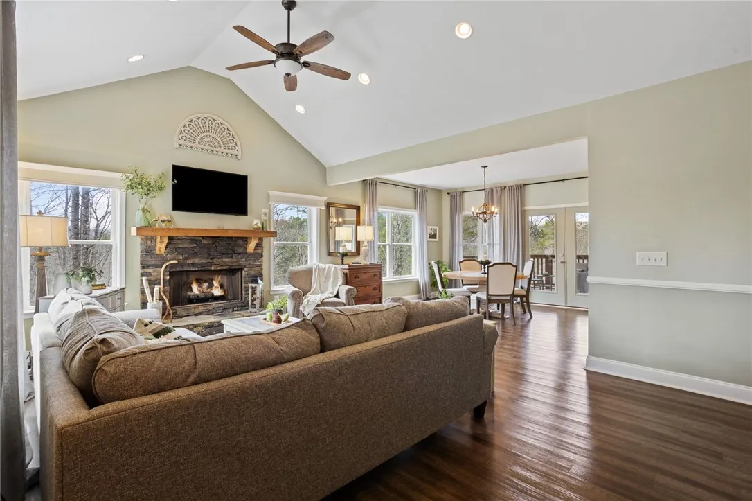 Property image 4 at 110 Bluebird Lane, Salem, SC 29676