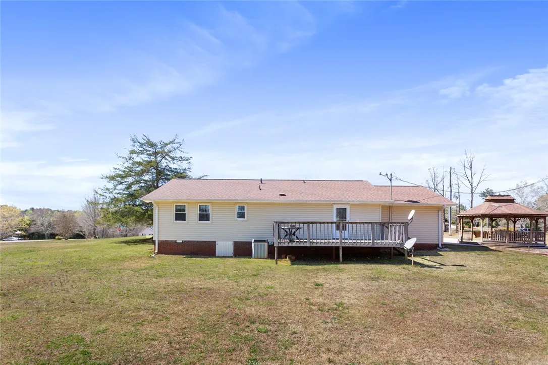 Property image 4 at 155 Sam Reeder Drive, Westminster, SC 29693