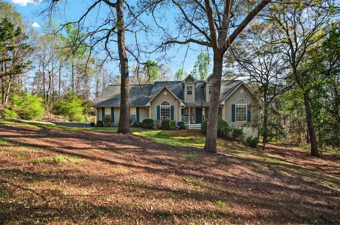 301 Woodhaven Court