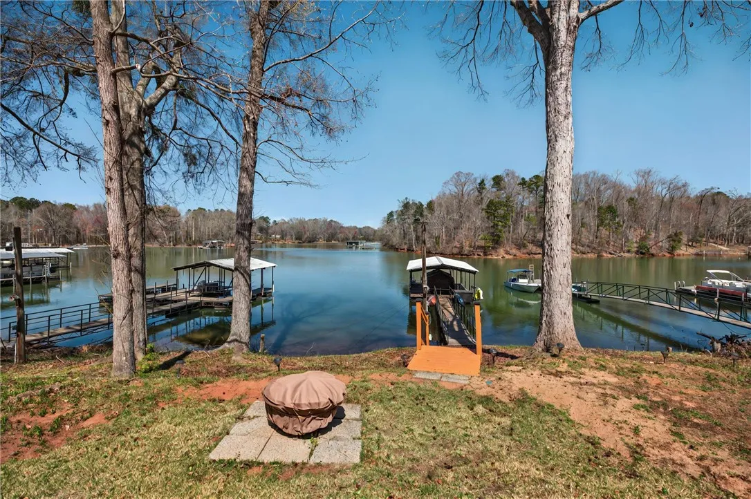 Property image 5 at 910 Dogwood Lane, Townville, SC 29689