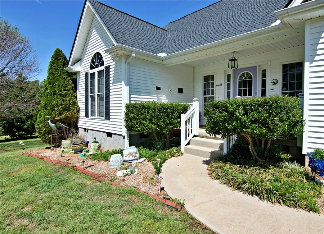 Property image 4 at 707 Tall Oak Trail, Seneca, SC 29678