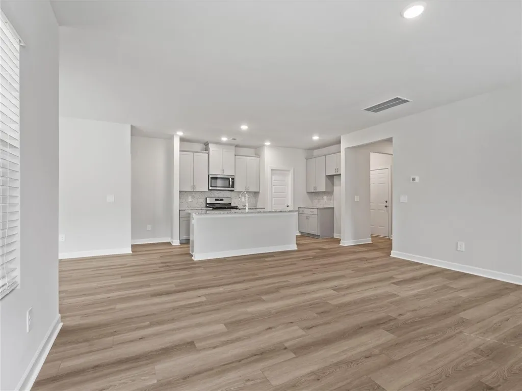 Property image 4 at 207 Merriweather Way, Spartanburg, SC 29306