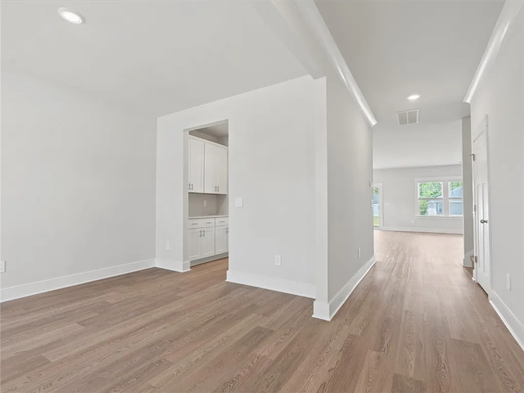 Property image 3 at 1017 Hillcraft Drive, Greer, SC 29651