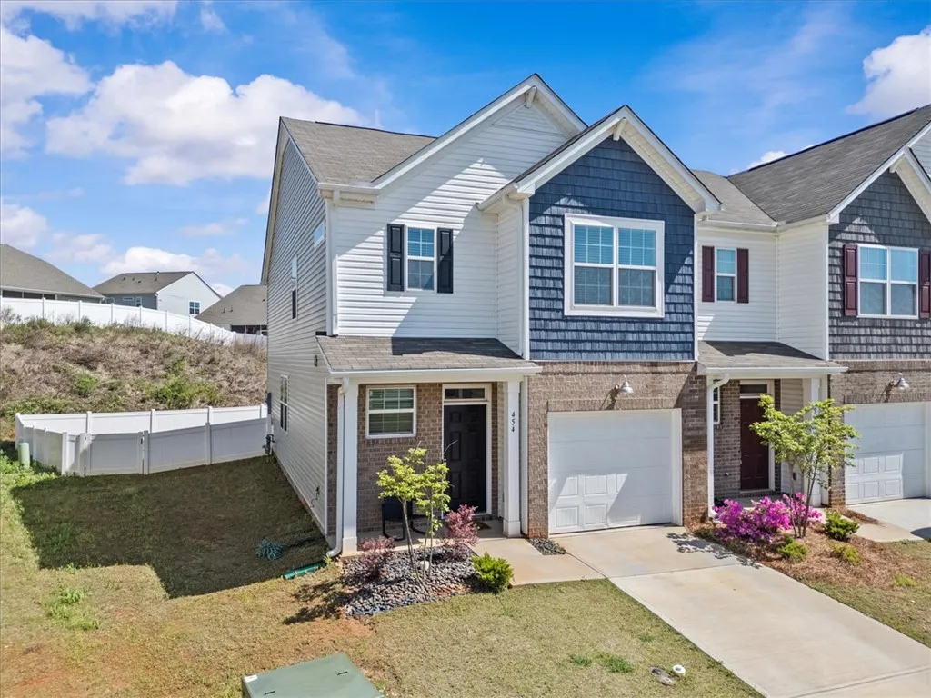 Property image 2 at 454 Bee Cove Way, Pendleton, SC 29670
