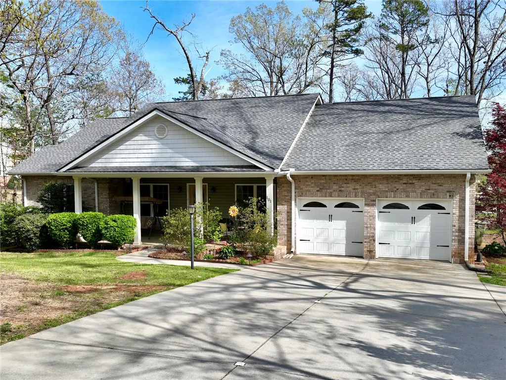 101 Lancelot Drive