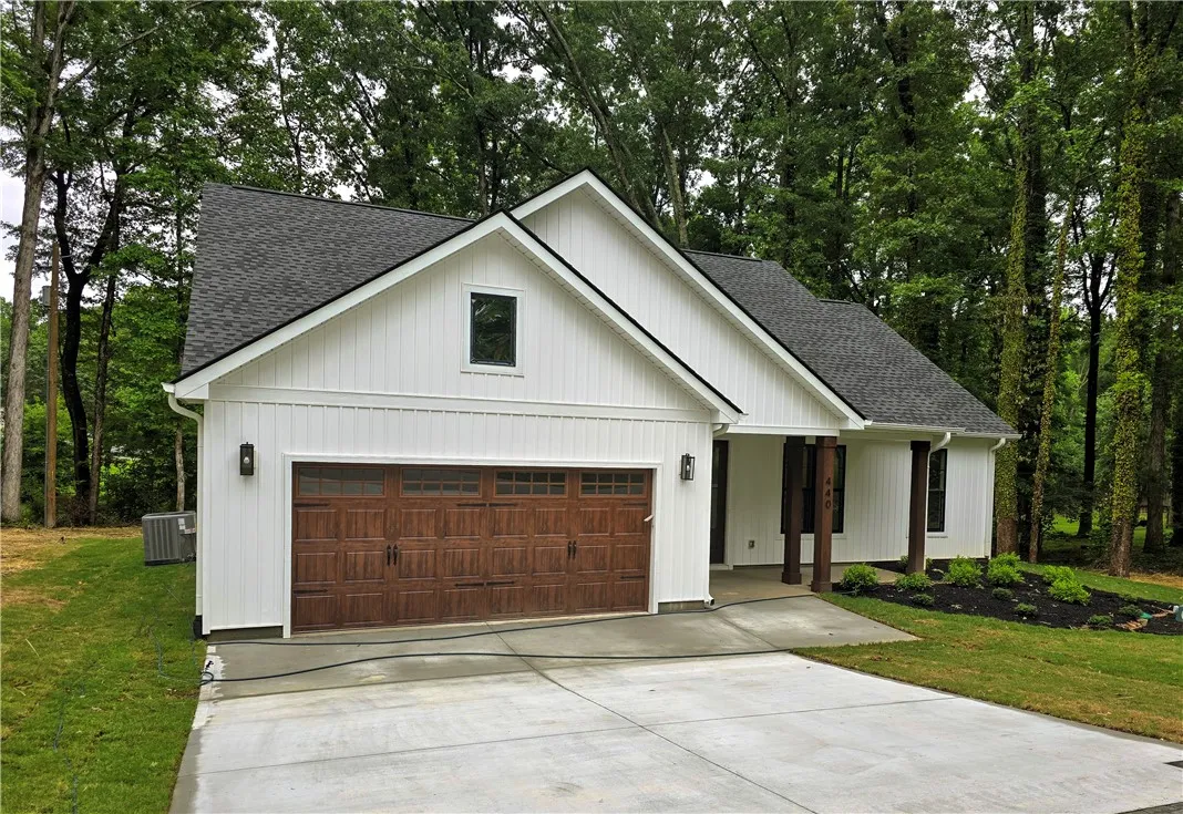 Property image 2 at 440 Hillandale Road, Liberty, SC 29657