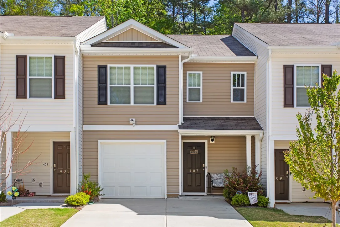 Property image 2 at 407 Oakmont Valley Trail, Seneca, SC 29678