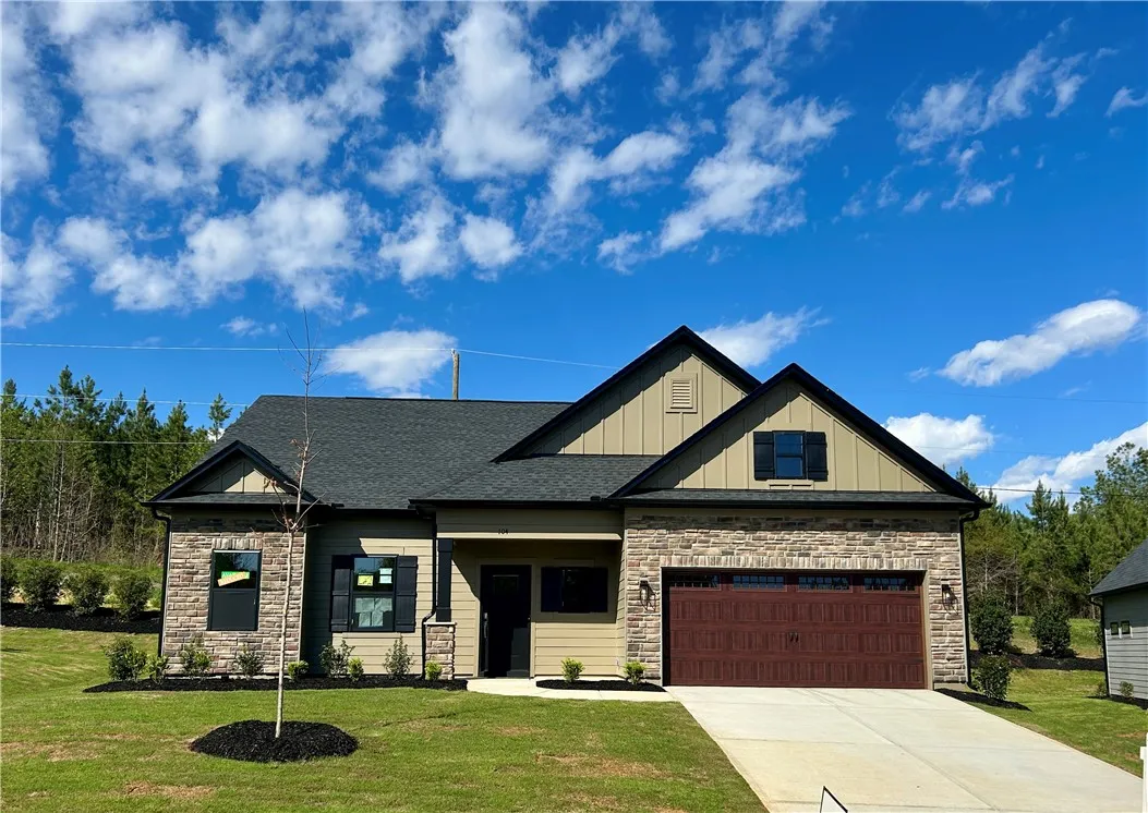 Property image 2 at 104 Shale Drive, Central, SC 29630