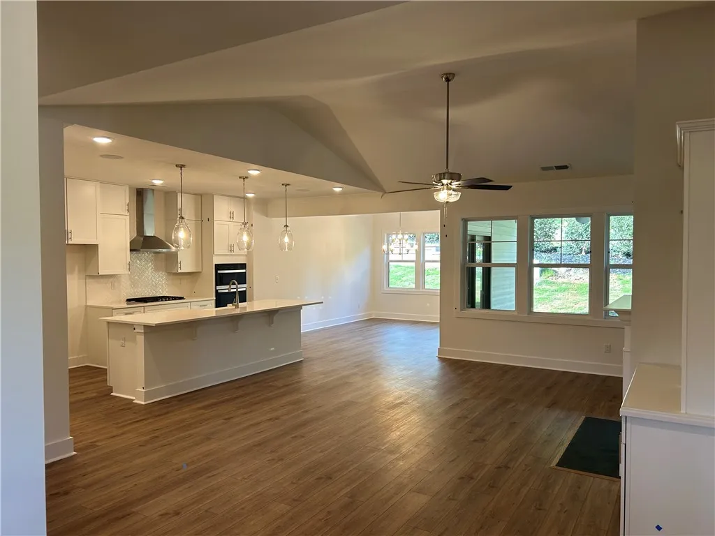 Property image 3 at 106 Shale Drive, Central, SC 29630