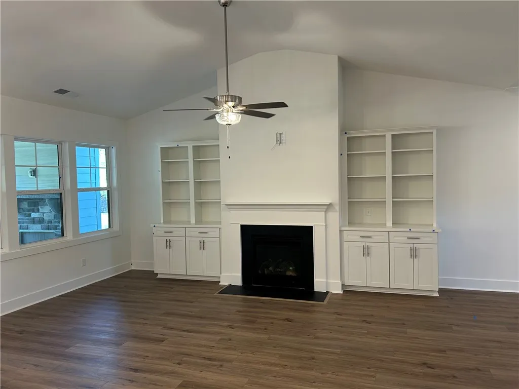 Property image 4 at 106 Shale Drive, Central, SC 29630