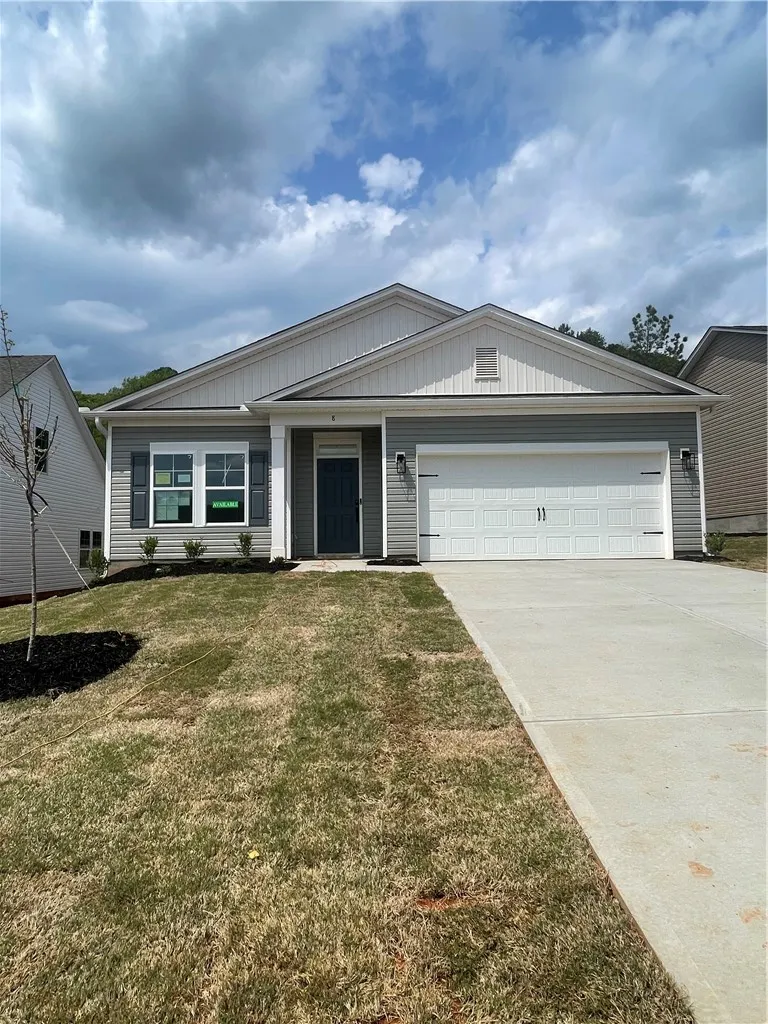 Property image 2 at 8 Halsey Street, Central, SC 29630