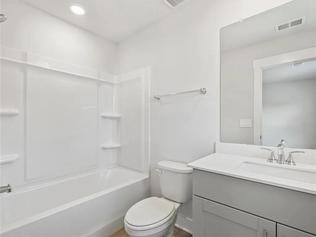 Property image 4 at 807 Burghley Circle, Greer, SC 29651