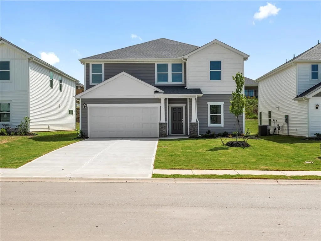 The Farm at Wells Creek, Gray Court Community