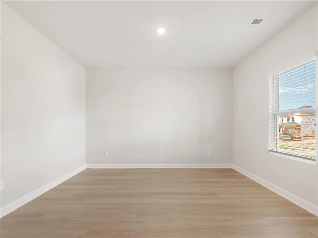 Property image 4 at 109 Tantalus Street, Gray Court, SC 29645