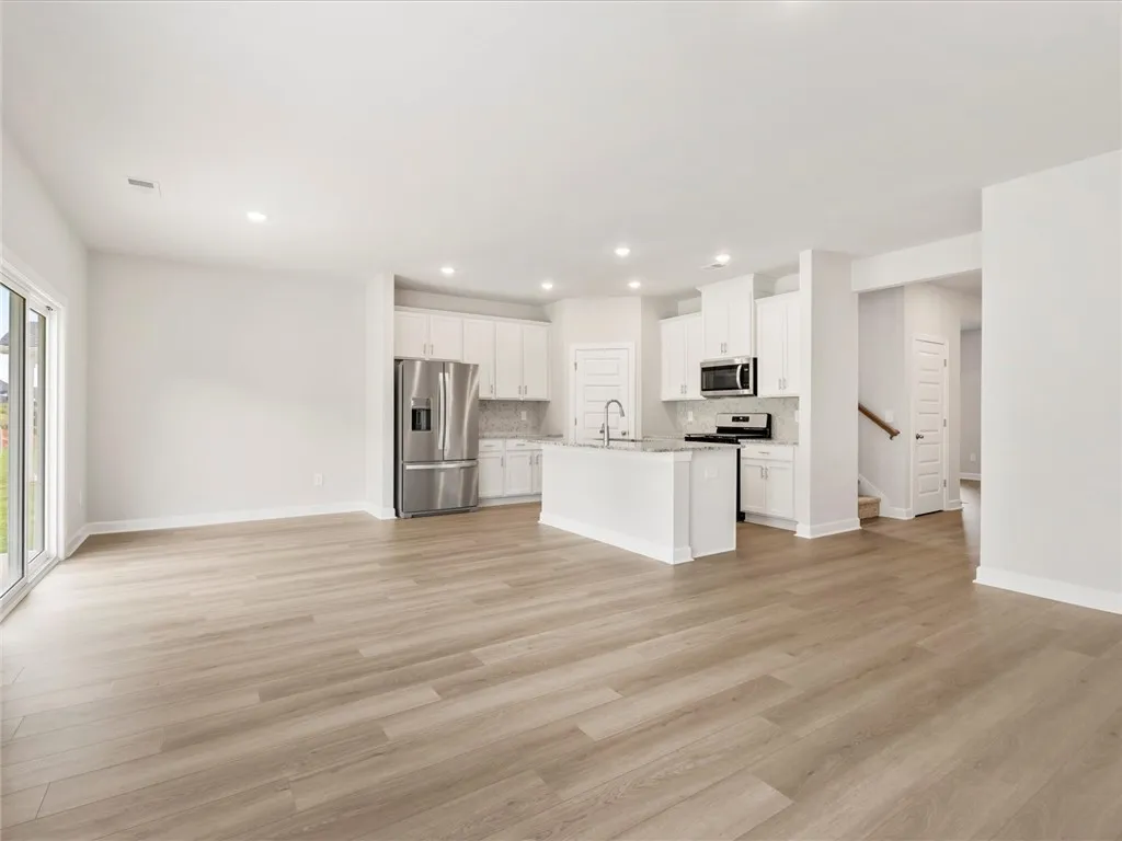 Property image 5 at 109 Tantalus Street, Gray Court, SC 29645