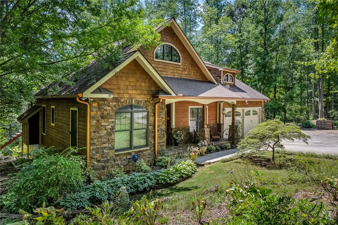 Property image 3 at 14029 Azalea Drive, Seneca, SC 29678