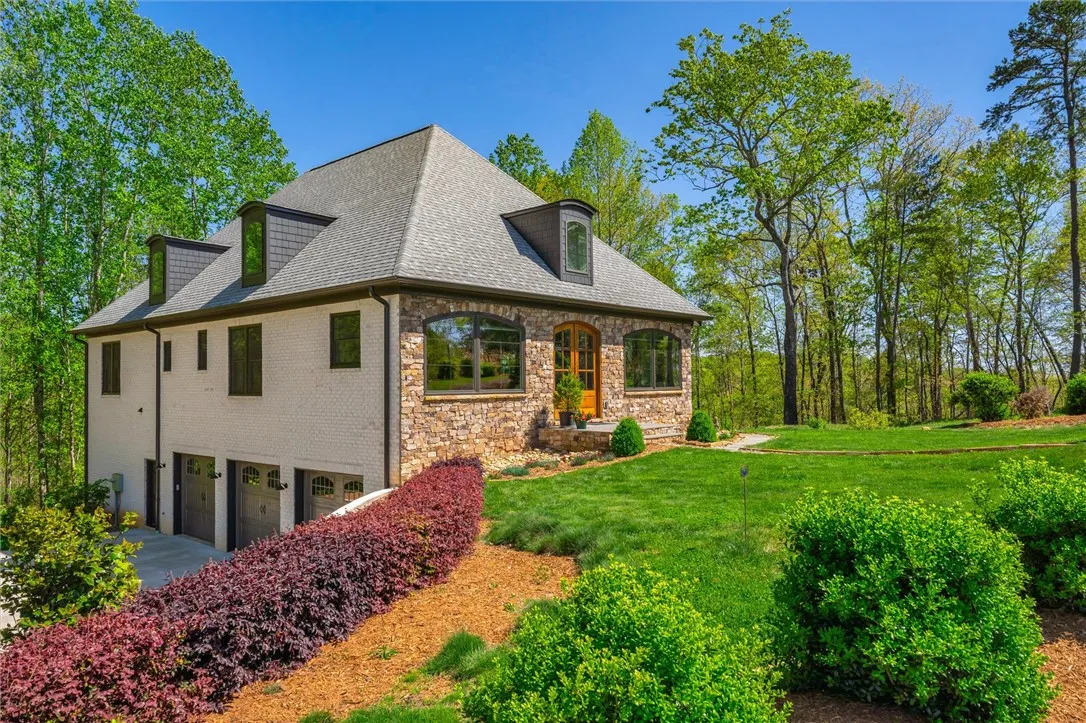 Property image 2 at 101 Cabernet Way, Travelers Rest, SC 29690