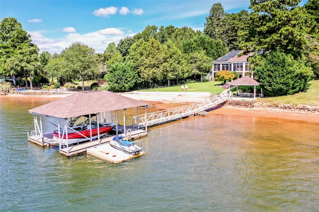 Property image 3 at 128 Sunset Bay Boulevard, Seneca, SC 29672