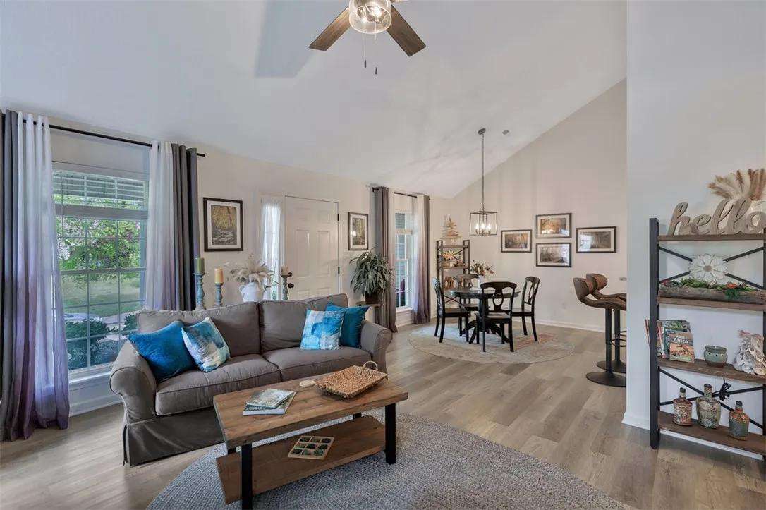 Property image 4 at 132 Grand Oak Circle, Pendleton, SC 29670