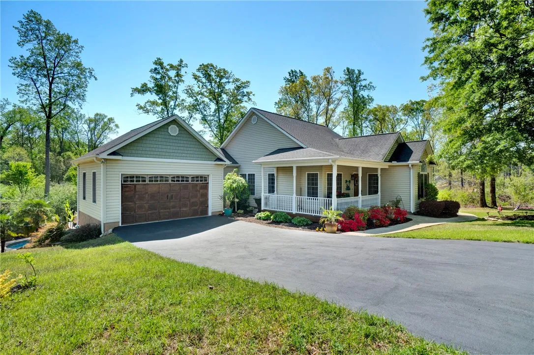 Property image 3 at 110 Brookside Circle, Honea Path, SC 29654