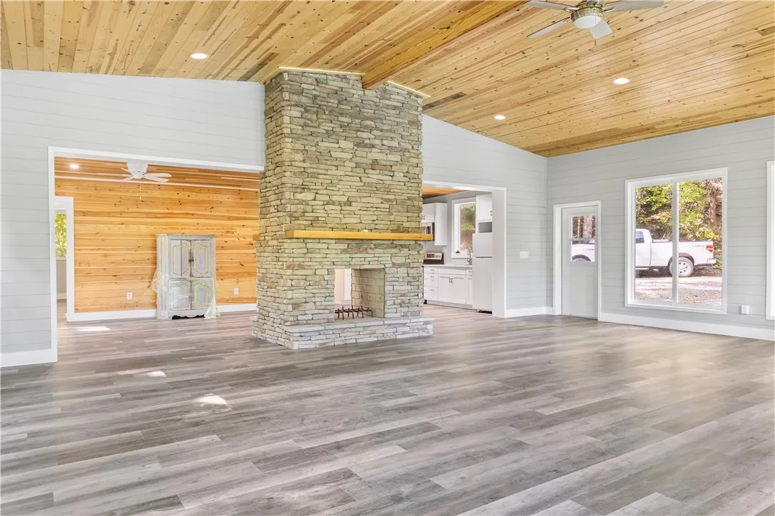 Property image 5 at 335 Lake Cheohee Road, Tamassee, SC 29686