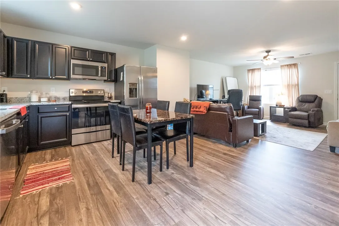 Property image 2 at 154 Queens Mill Court, Pendleton, SC 29670