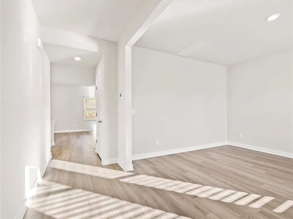 Property image 4 at 221 Maxwell Drive, Easley, SC 29642