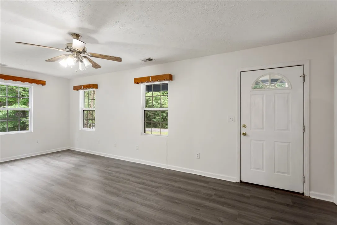 Property image 4 at 123 Sequayah Drive, Fair Play, SC 29643