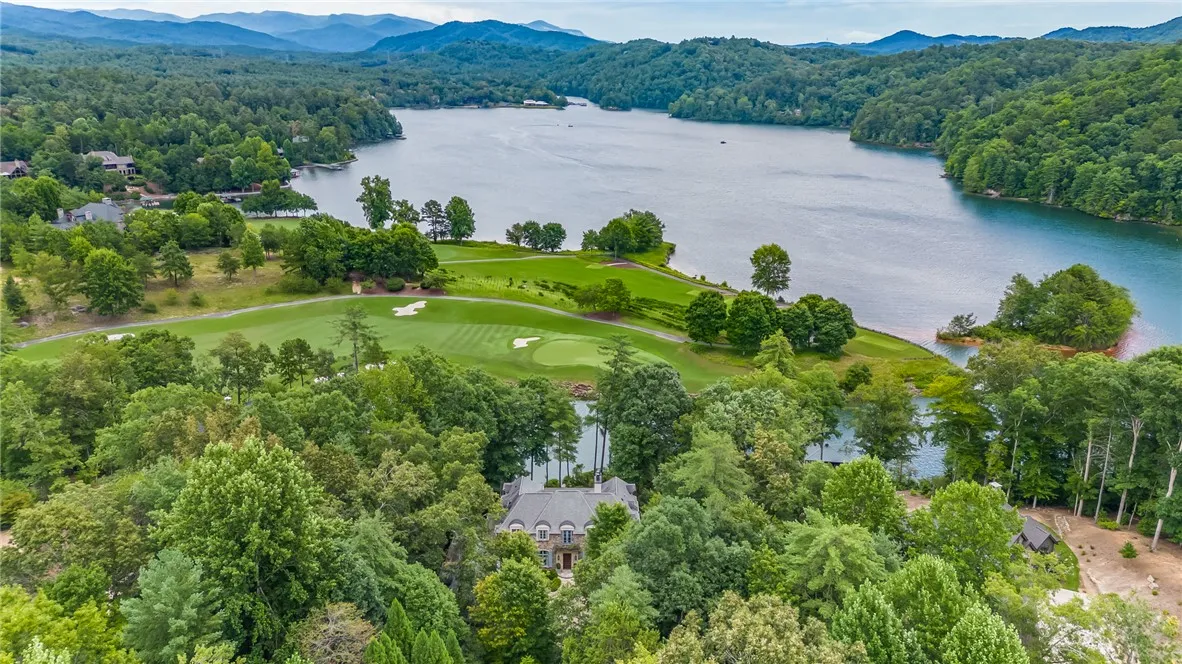 Cliffs At Keowee Vineyards, Sunset Community