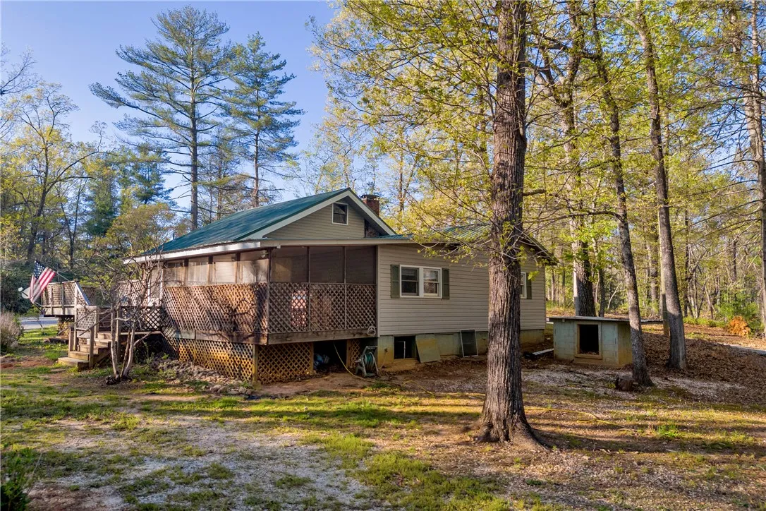 Property image 3 at 105 Bonner Road, Mountain Rest, SC 29664