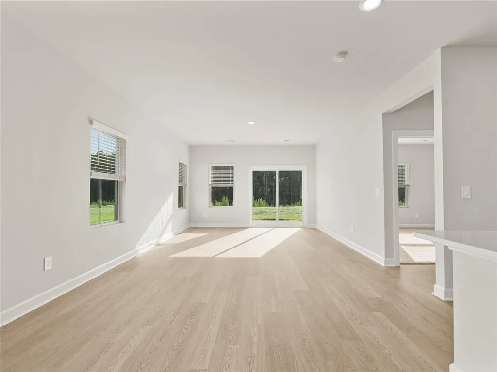 Property image 4 at 872 Penfold Pointe, Wellford, SC 29385
